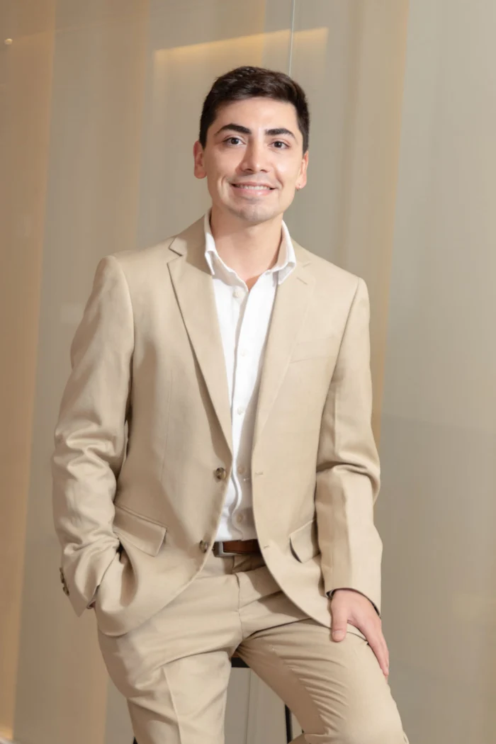 Dr. Matías Toloza